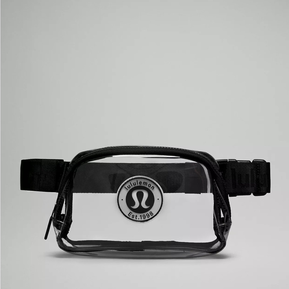 Everywhere Belt Bag 1L
Clear